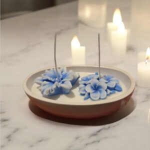 ✨ Vela Flores Azules en Cuenco Blanco ✨